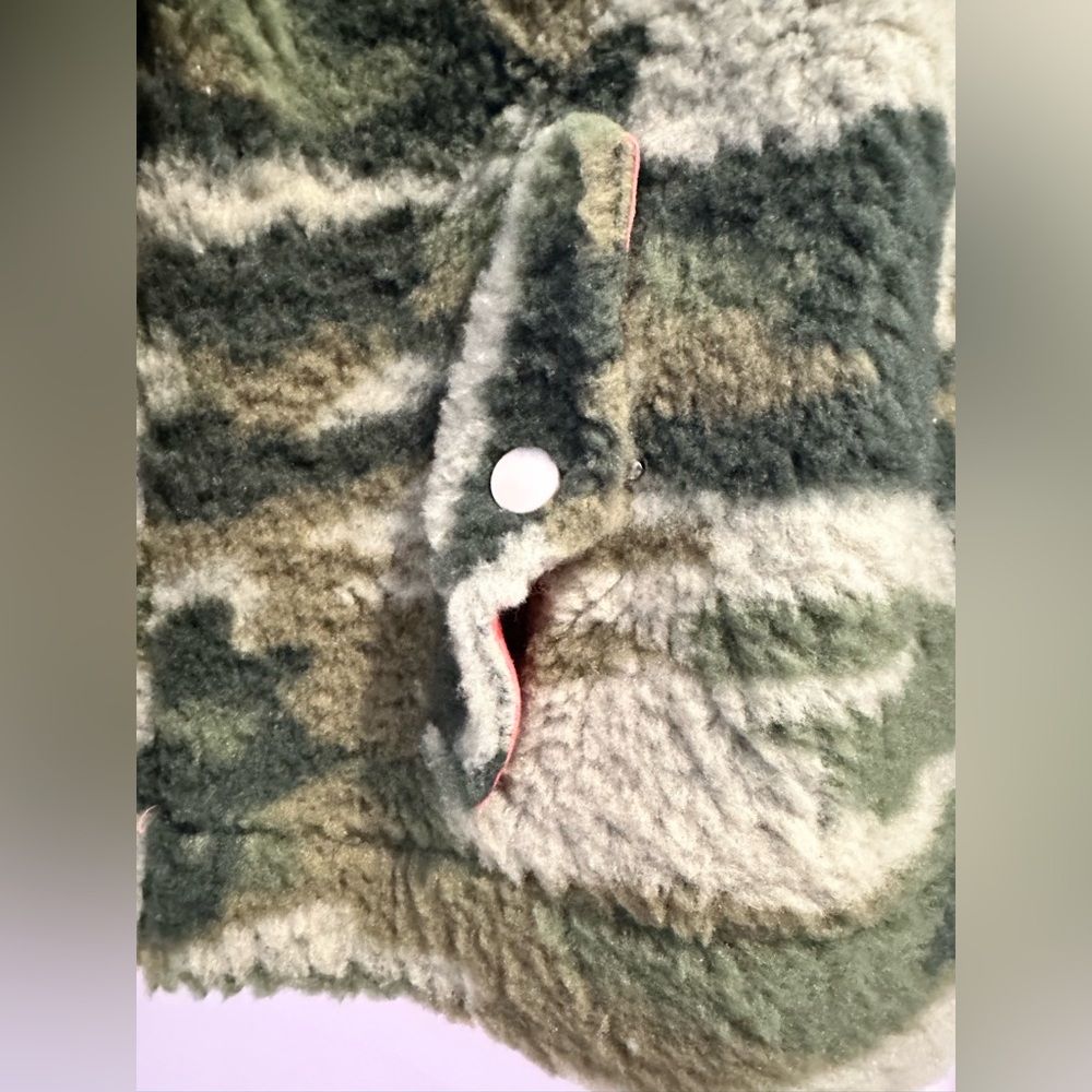 J.Crew Women’s Camo Sherpa Fleece Pullover | Snap Collar Sweatshirt Size M - Picture 8 of 9